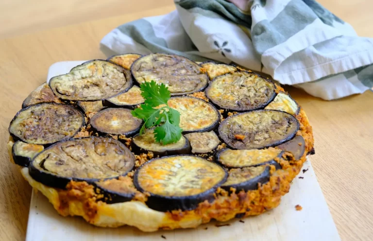 Tarte tatin d'aubergines à la coriandre